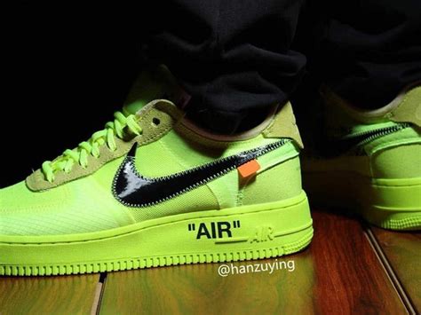 La Off White x Nike Air Force 1 Volt se précise Sneaker Style