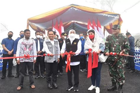 Pembangunan Jembatan Kajar Kuning Lumajang Bantuan Csr Telah Rampung