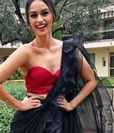 Miss World Manushi Chhillar Appeared Hot In A Black Saree