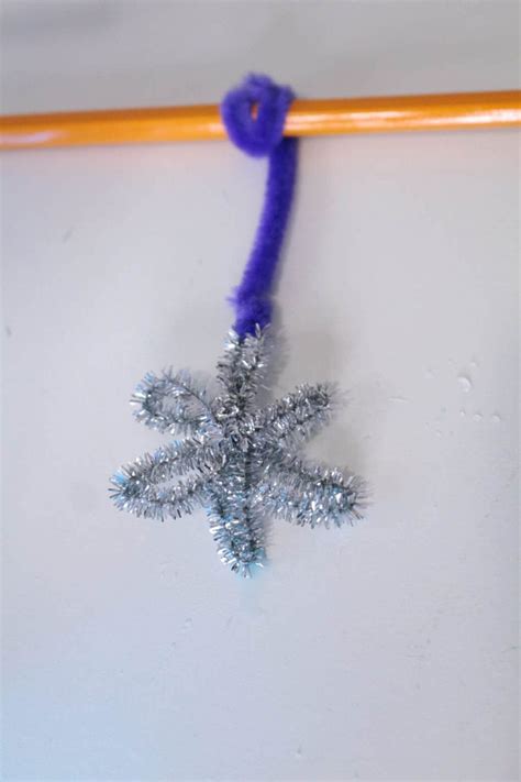 How To Make Borax Crystal Snowflakes In Minutes