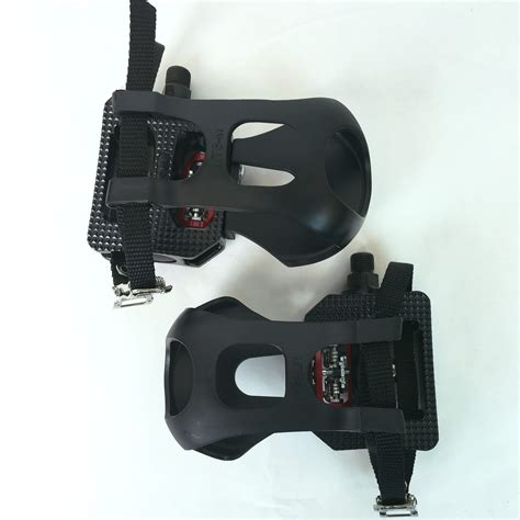 Clip Pedals - SportsArt