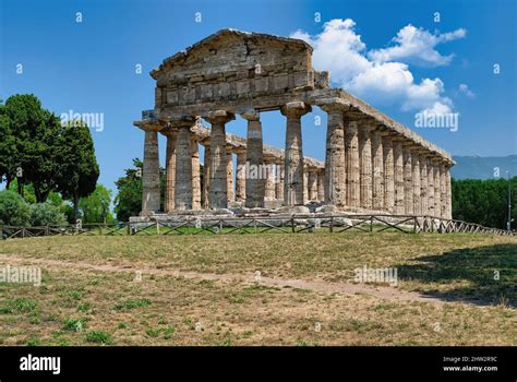 El Templo De Atenea Uno De Los Famosos Templos Griegos Encontrados En