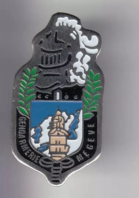 Rare Pins Pins Gendarmerie Blason Arm Unprg Salon De Provence 13