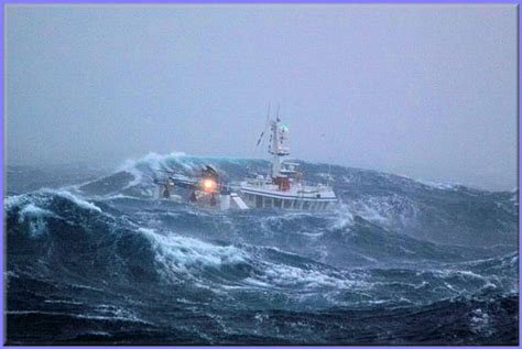 Esquirla Digital Fotograf As Impresionantes De Un Barco Atrapado En