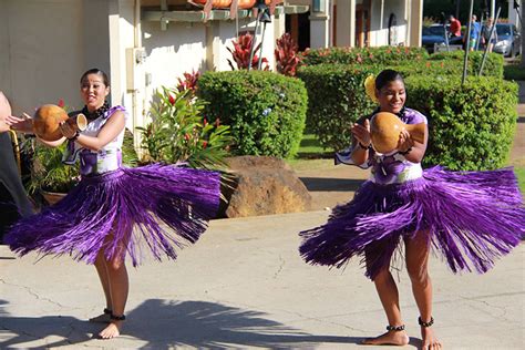 Live Entertainment Every Monday and Thursday at 5:00 pm - Poipu ...