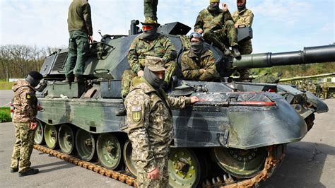 An Obsolete German Tank Seeks A Second Life On Ukraines Front Lines