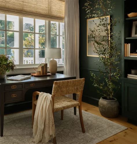 Unlock The Magic Of Dark Green Paint Colors Decoholic