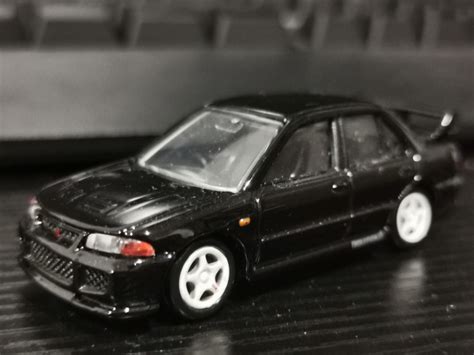 Tomica Premium Mitsubishi Lancer Gsr Evolution Iii Scale