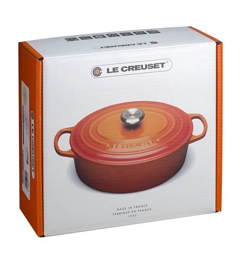 Le Creuset Oval Casserole Dish (25cm) | Harrods KR