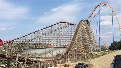 Canadas Wonderland Mighty Canadian Minebuster Removal Or Rmc Youtube