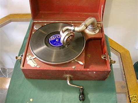 Flyer Antique Portable Hand Crank Record Player Works 42137431