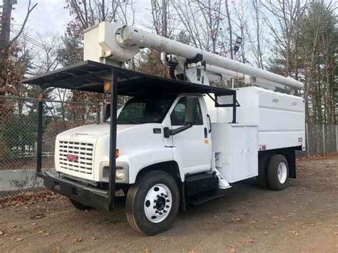 Gmc C7500 2006 Bucket Boom Trucks