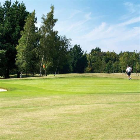 Rustington Golf Centre - Par-3 Course in Angmering, Arun, England ...