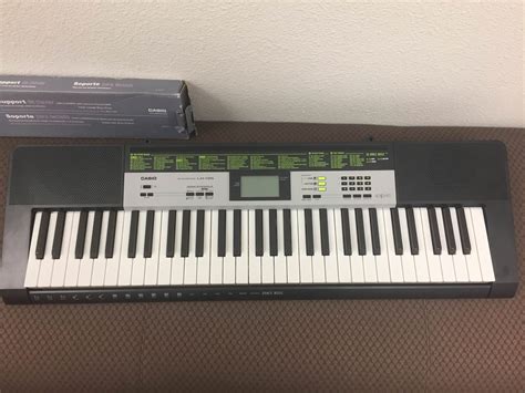 Casio Lk 135st 61 Key Light Up Keyboard W Stand Programmed Music