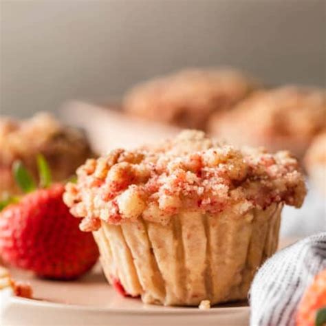 Strawberry Shortcake Muffins Vegan | Peanutbutter Plus Chocolate