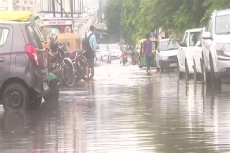 Weather Alert मौसम विभाग की चेतावनी बेंगलुरु में रेड अलर्ट महाराष्ट्र गुजरात ओडिशा सहित कई