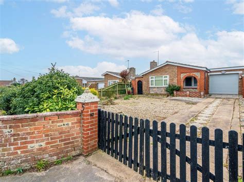 Bed Semi Detached Bungalow For Sale In Coast Road Bacton Norwich