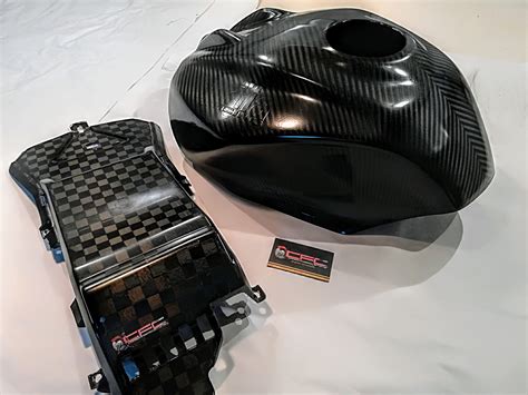 上位 Aprilia Mana 850 Tank Cover 2008 2014 Carbon Fiber 並行輸入品 Luggage