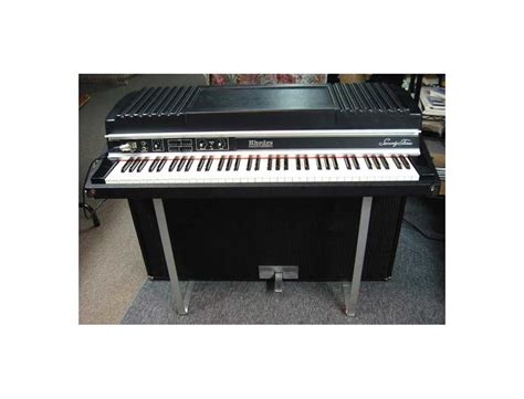 Fender Rhodes Mark II 1981 Reviews & Prices | Equipboard®