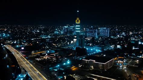 عراق الحضارة تستقبل النصر بـ هلا ومية هلا Iraqi fans welcoming