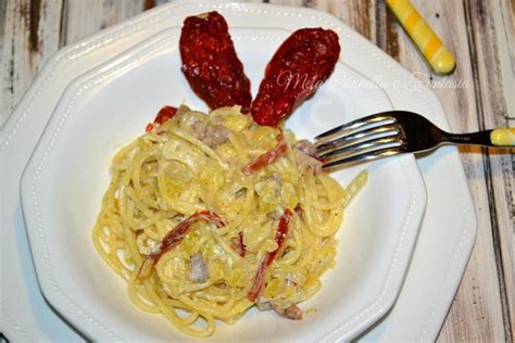 Spaghetti Cremosi Zucca Salsiccia E Pomodori Secchi