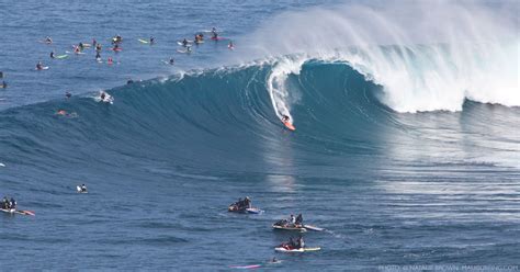 Surfing Pe'ahi - Jaws Maui - 2025 JAWS Surf Video & Photos