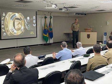 Escola Superior de Guerra realiza Cerimônia de Abertura do Curso