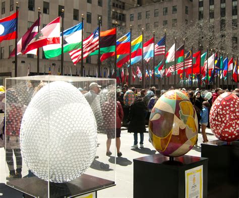 “THE EGG OF LIGHT” SCULPTURE | Indira Cesarine