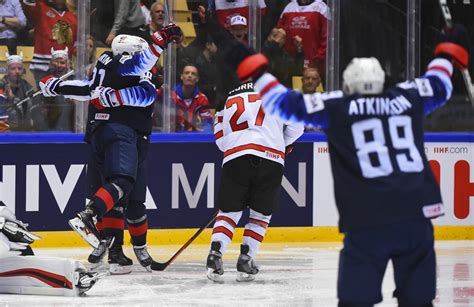 IIHF - Gallery: USA vs. Canada