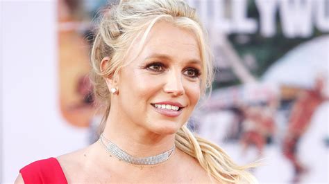 Britney Spears Asks Court To End Fathers Control