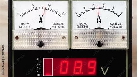 Arrow Of The Analog Dc Voltmeter And Ampmeter Shows The Value Volts And Electricity Digital Dc