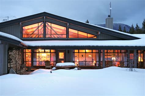 Heli Ski Lodges BeckVale