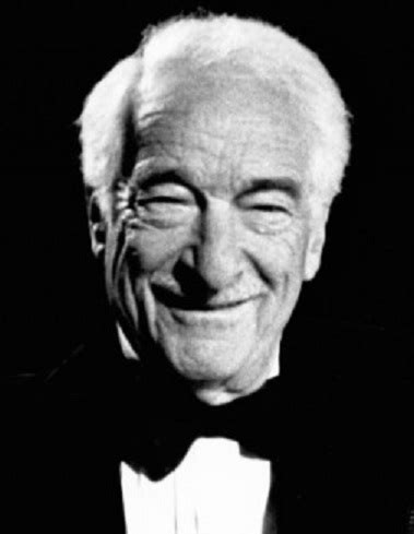 Victor Borge - Comedy in Music - longest running one-man show - ECstep