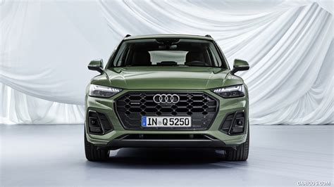 Audi Q5 | 2021MY (Color: District Green) | Front