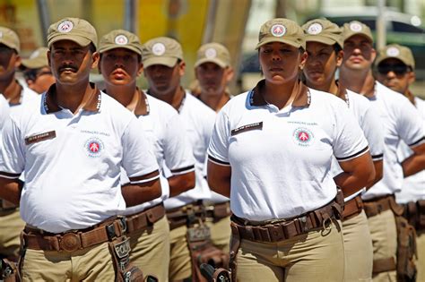 Vaneza Z Operação 2015 da Polícia Militar da Bahia