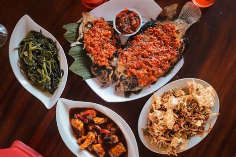 Rekomendasi Rumah Makan Lesehan Di Bandung Yang Enak Dan Cocok Buat