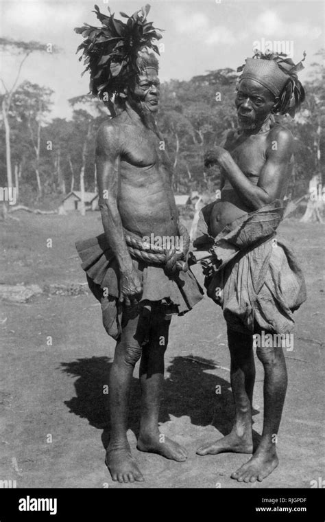 Pygmies Congo Hi Res Stock Photography And Images Alamy