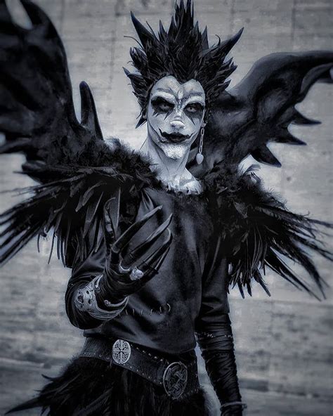 Fã De Death Note Cria Um Aterrorizante Cosplay De Ryuk Critical Hits