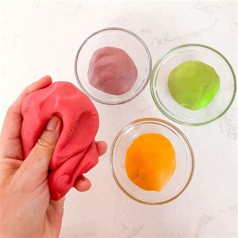 How To Make Playdough Soft Easy Edible 2 Or 3 Ingredient Recipes