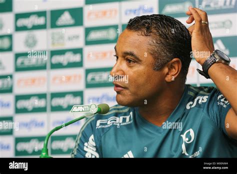 S O Paulo Sp Treino Do Palmeiras The Coach Roger