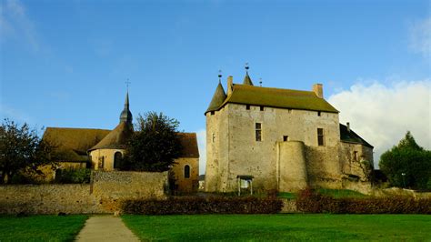 Bouloire France Église Saint Georges and Château de Boulo Ruth