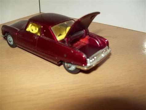 Corgi Toys Citroen Le Dandy Coupe Henry Chapron Body Scale