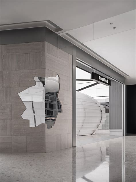 YinjiSpace - WE DESIGN x RuirUiruI Flagship Store in South China