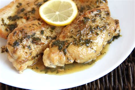 30 Minute Italian Lemon Chicken Saute A Year At The Table