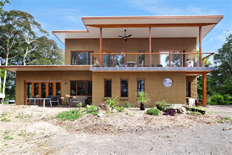 Tomerong Mudbrick House | shelter building design