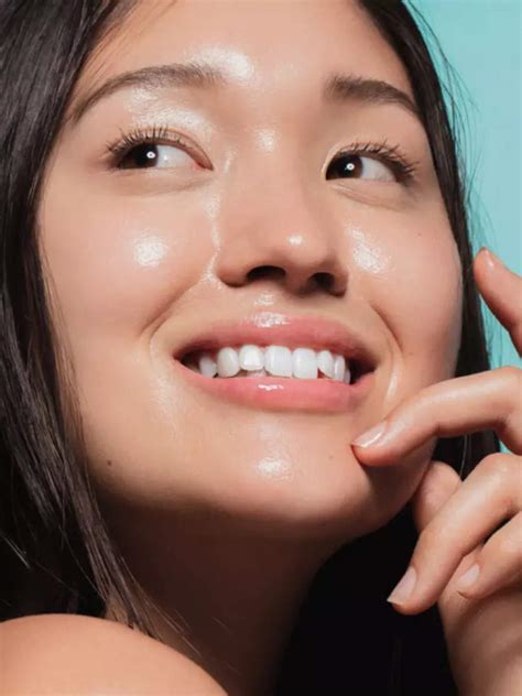 10 Ways To Use Glycerin On Your Face For Perfect Korean Glass Skin