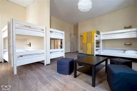 3 BEST and COOLEST Hostels in Vienna 2023 (Solo-Travel + Party)