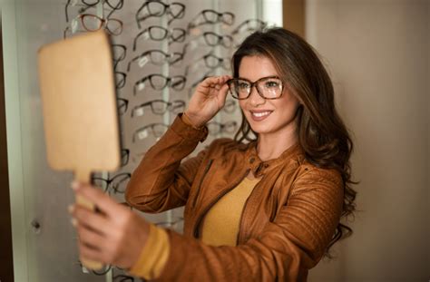 How Should Glasses Fit Your Face North York