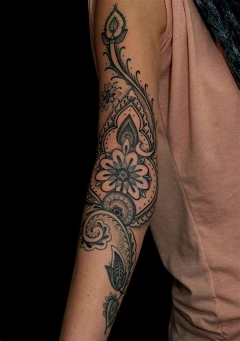 14 Floral Tattoo Designs for the Season - Pretty Designs