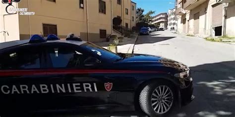 Serradifalco Danneggia Le Auto Della Donna Che Lo Ha Denunciato E La